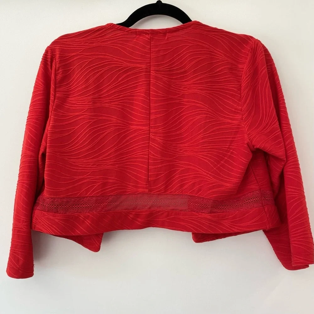 Le Grenier Red Lace Shrug Size M - Picture 2 of 7